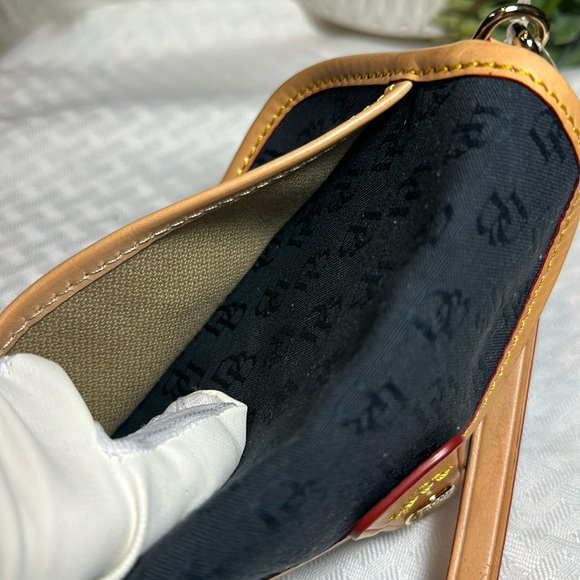 Dooney & Bourke wallet flap wristlet - Picture 6 of 8